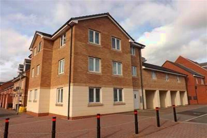 2 Bedroom Flat To Rent In Churchward, SN2