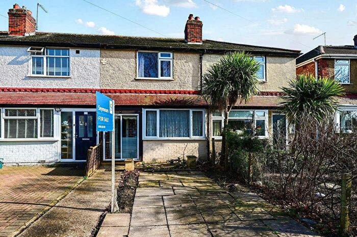 2 Bedroom Terraced House For Sale In Staines, Surrey, TW18