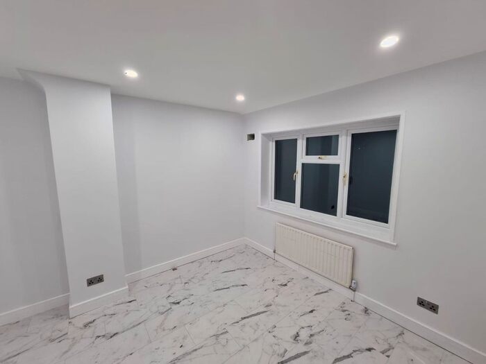 3 Bedroom Terraced House To Rent In Dunkery Road, London, SE9