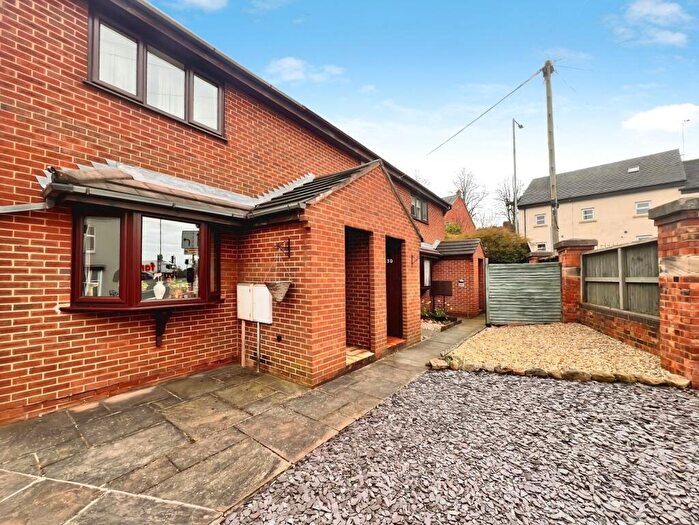 2 Bedroom End Of Terrace House For Sale In Newton Road, Burton-on-Trent, Staffordshire, DE15