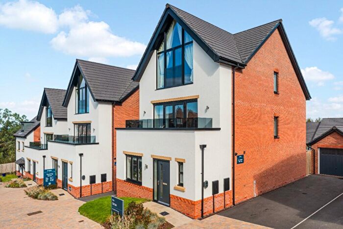 4 Bedroom Detached House For Sale In Nant Y Gamar Road, Llandudno, LL30