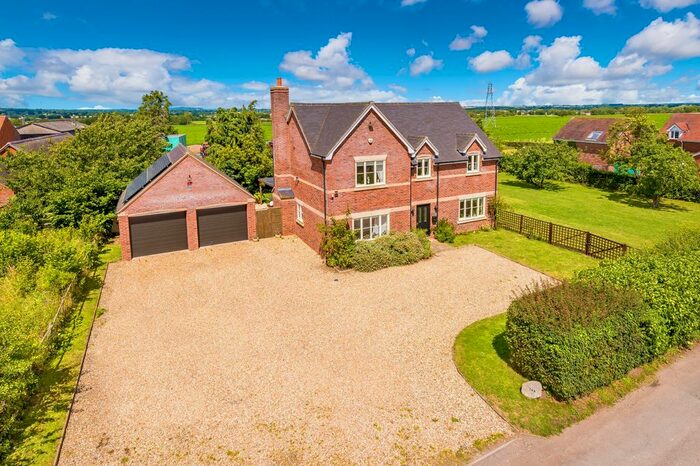 4 Bedroom Detached House To Rent In Charlton, Telford, TF6