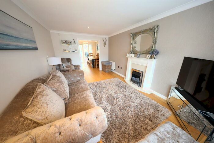 4 Bedroom Detached House For Sale In St. Marys Close, Hessle, HU13