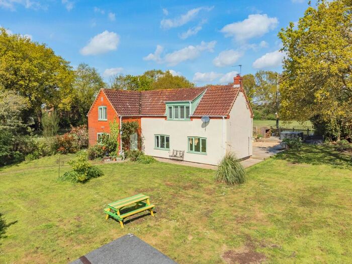 3 Bedroom Detached House For Sale In The Common, Fleggburgh, NR29