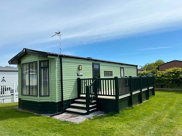 2 Bedroom Park Home For Sale In Abbey Lane, Lathom, Ormskirk, L40