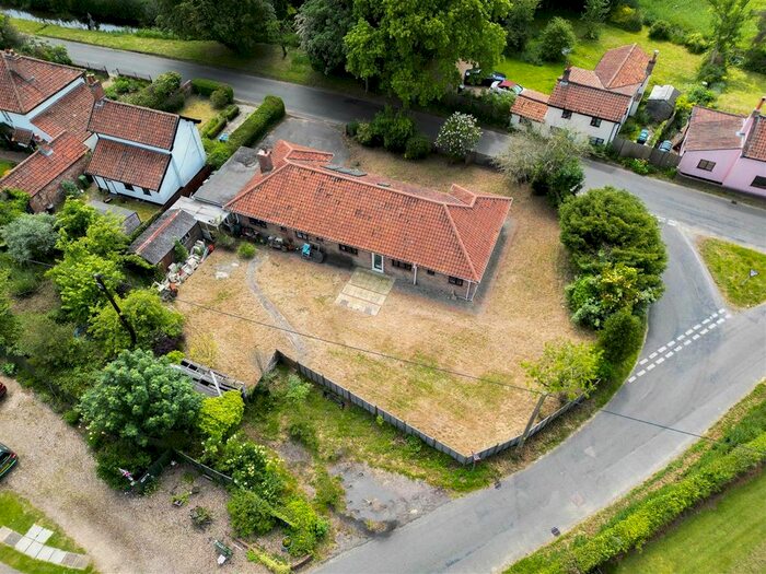 4 Bedroom Property For Sale In The Street, Flordon, Norwich, NR15