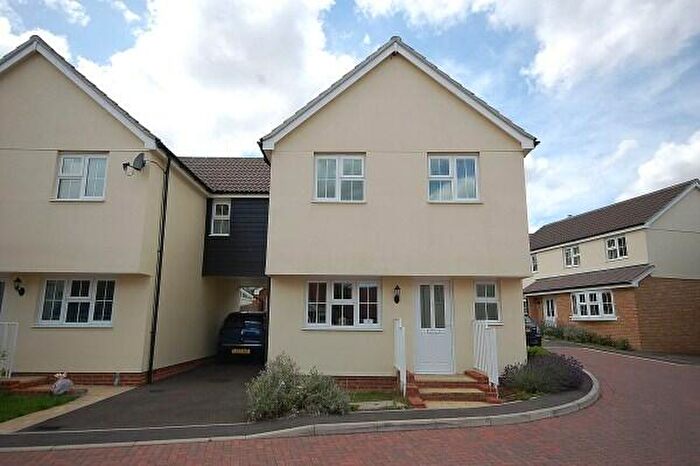 3 Bedroom House To Rent In Castleden Way, Great Dunmow, Essex, CM6