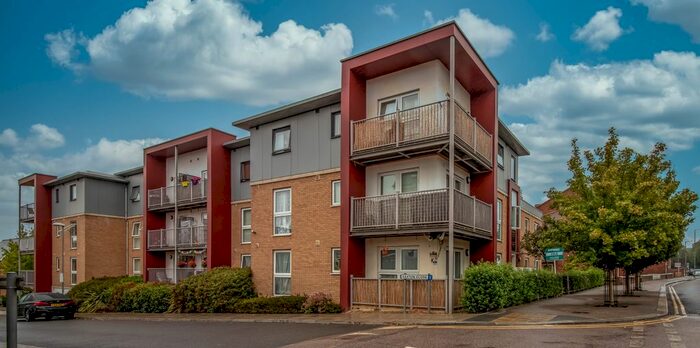 2 Bedroom Flat To Rent In Saxton Close, Grays, RM17