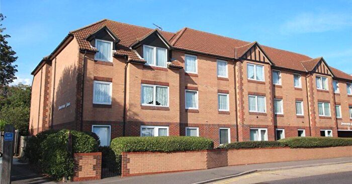 1 Bedroom Apartment For Sale In Flat Homerowan House, Station Road, Southend-on-Sea, Essex, SS1