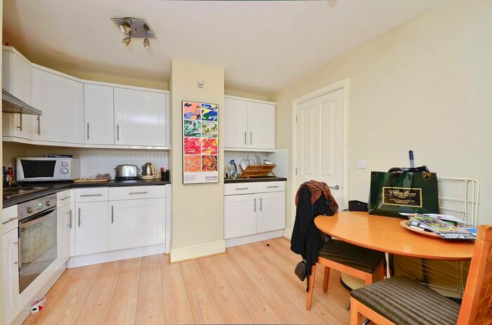 1 Bedroom Flat To Rent In The Grove, Ealing Broadway, London, W5