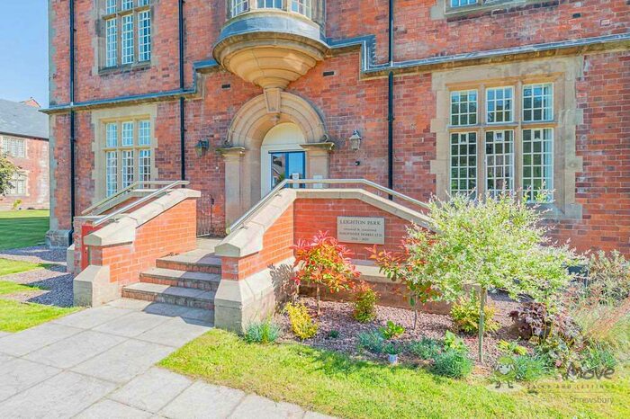 1 Bedroom Terraced House For Sale In Leighton Park, Bicton Heath, Shrewsbury, SY3