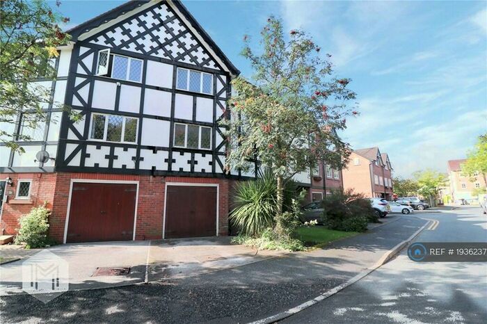 3 Bedroom Terraced House To Rent In Stablefold, Manchester, M28