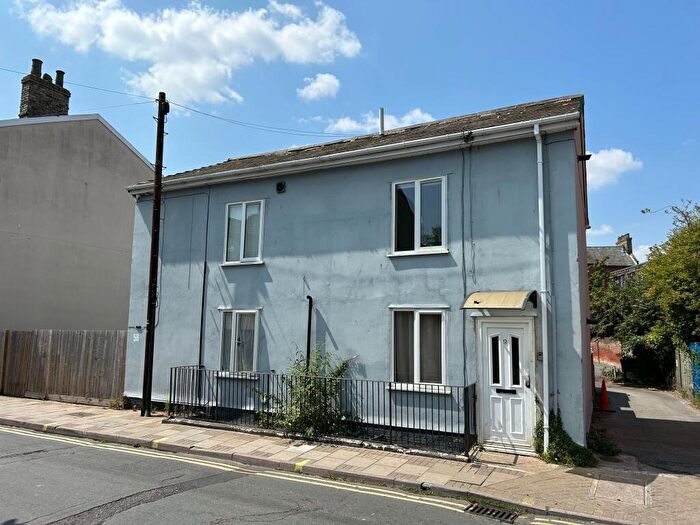 14 Bedroom Block Of Apartments For Sale In Maritime Court, Foundation Street, Ipswich, Suffolk, IP4
