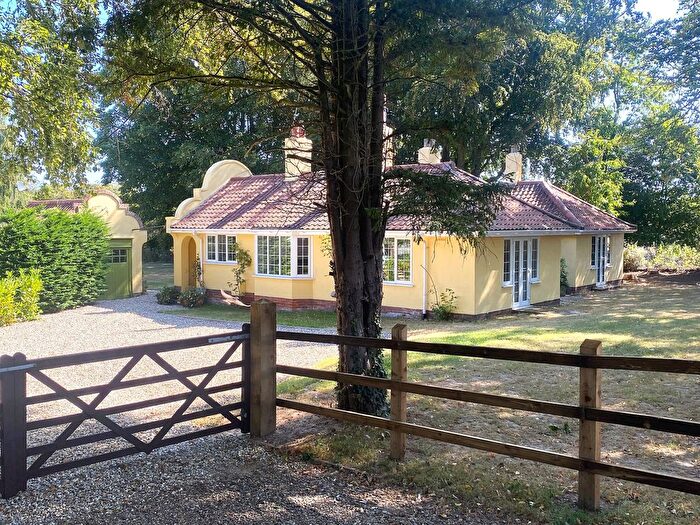 4 Bedroom Detached House For Sale In Trunch Road, Mundesley, NR11
