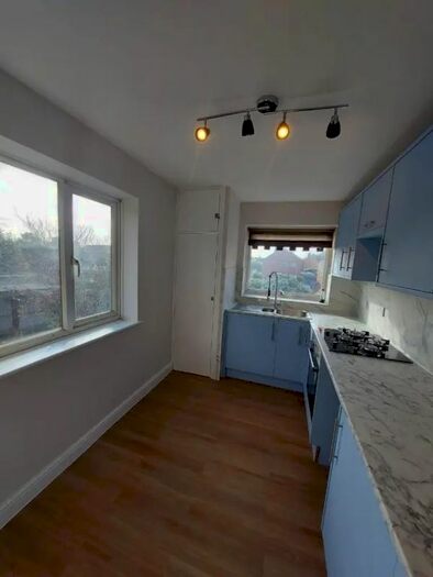 2 Bedroom Maisonette To Rent In Larch Crescent, Maida Vale, UB4