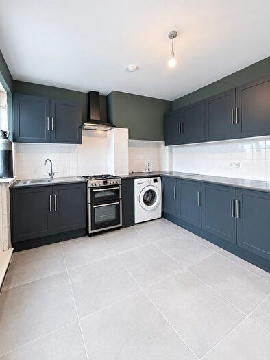 3 Bedroom Maisonette To Rent In Porters Avenue, Dagenham, RM9
