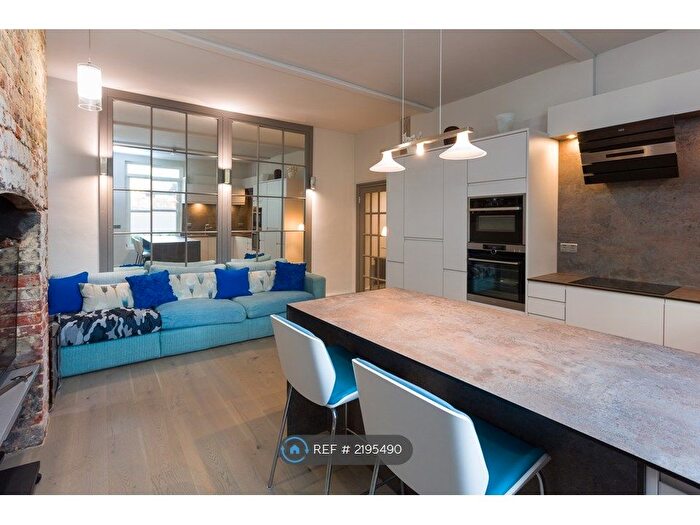 1 Bedroom Flat To Rent In Devon Villas, Maidstone, ME16