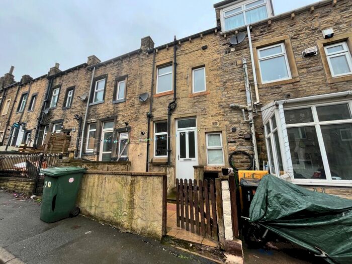 3 Bedroom Terraced House To Rent In Ethel Street, Keighley, West Yorkshire, BD20