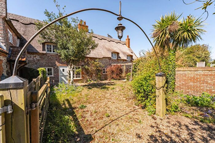4 Bedroom Property For Sale In Walcott Road, Bacton, NR12
