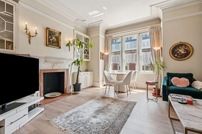 2 Bedroom Flat For Sale In Park Mansions, Knightsbridge, London, SW1X