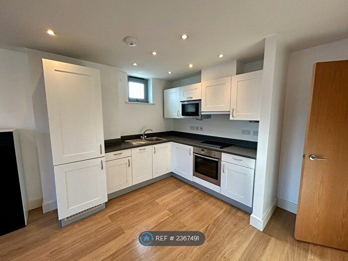 1 Bedroom Flat To Rent In Whytecliffe Road South, Purley, CR8