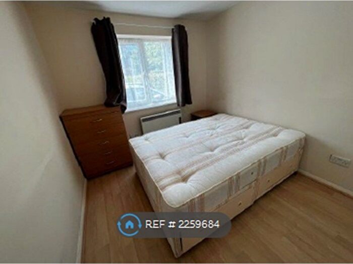 1 Bedroom Flat To Rent In Mavis Court, London, NW9