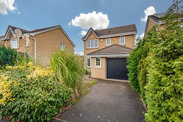 3 Bedroom Detached House For Sale In Willow Drive, Havercroft, WF4