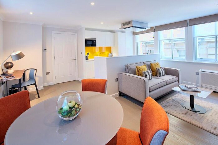 1 Bedroom Apartment To Rent In St Paul's, EC4M