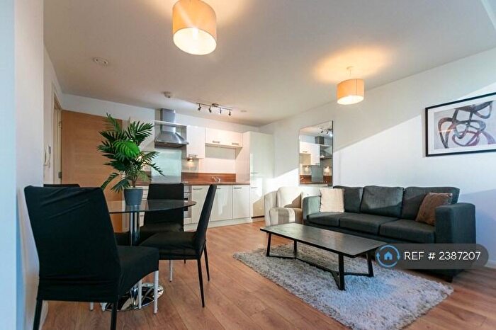 2 Bedroom Flat To Rent In Mann Island, Liverpool, L3