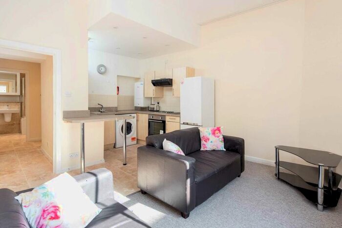 2 Bedroom Apartment To Rent In Westgate Street, BA1