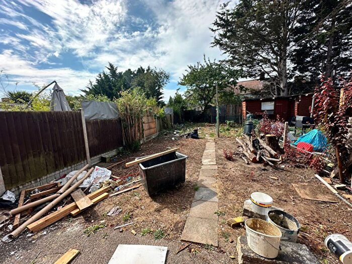 2 Bedroom End Of Terrace House To Rent In Shortcroft Road, Dagenham, RM9