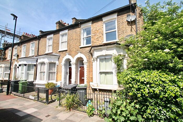 1 Bedroom Flat To Rent In Etta Street, London, SE8