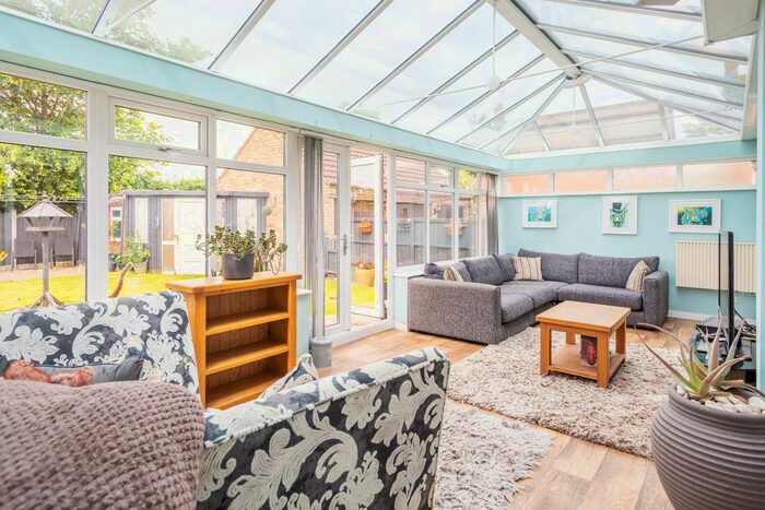 4 Bedroom Detached House For Sale In The Hollies, Osgodby, Selby, YO8