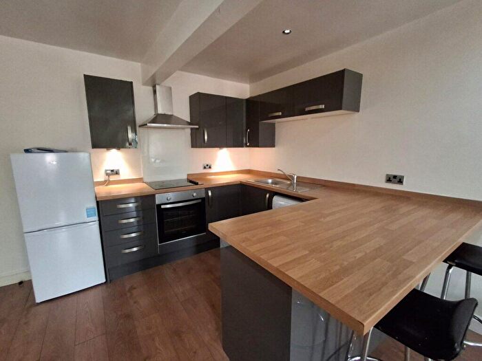 1 Bedroom Apartment To Rent In Flat, Carr Crofts, Leeds, LS12