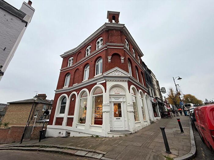 Retail Premises To Rent In Tranquil Vale, Blackheath, SE3