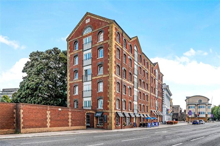 4 Bedroom Flat To Rent In Porters House, Town Quay, SO14