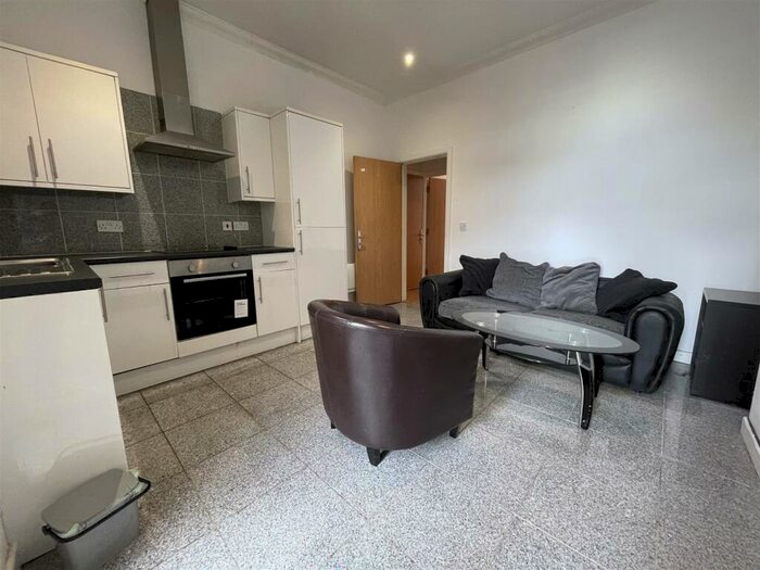 1 Bedroom Flat To Rent In Albany Road, Cardiff, CF24