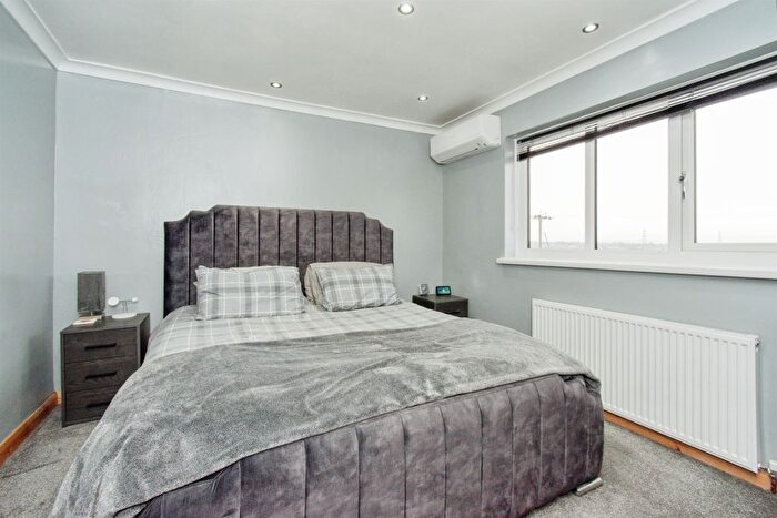 2 Bedroom Semi-Detached House For Sale In Orchard Head Drive, Pontefract, WF8