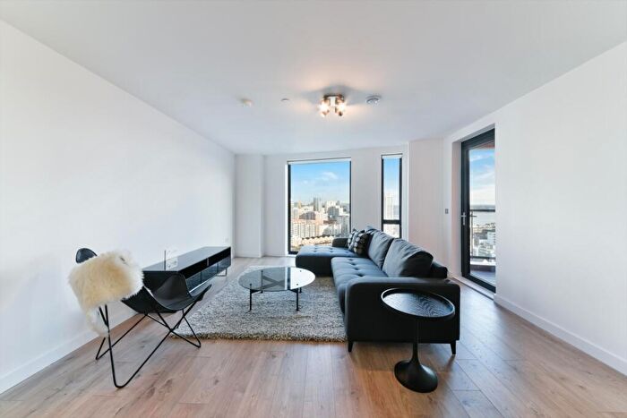 1 Bedroom Flat To Rent In Roosevelt Tower, Manhattan, Williamsburg Plaza, Canary Wharf, London, E14