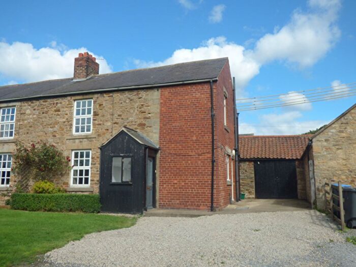 3 Bedroom Farmhouse To Rent In Brancepeth, Durham, DH7