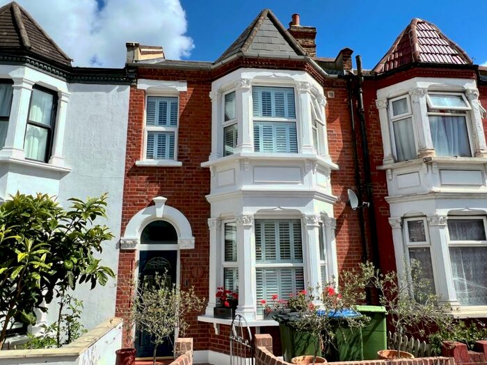 3 Bedroom Terraced House To Rent In Macoma Road, Plumstead, London, SE18