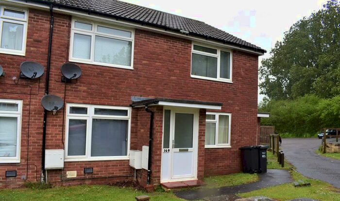 2 Bedroom Ground Flat To Rent In North Western, Yeovil, BA21