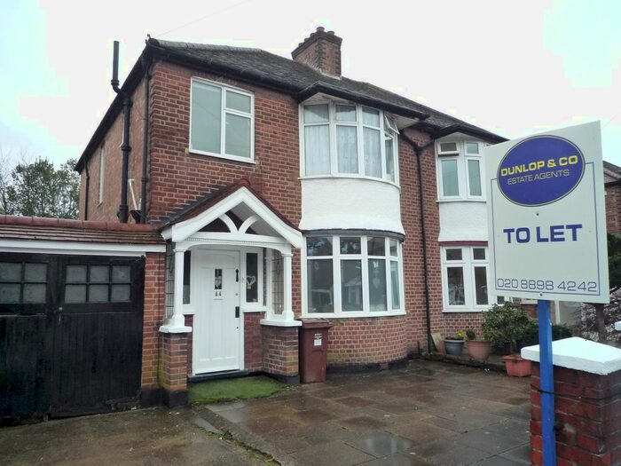 3 Bedroom Semi-Detached House To Rent In Roxborough Avenue, Isleworth TW7