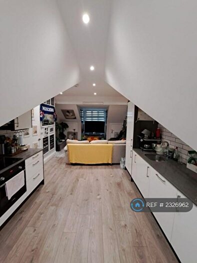 1 Bedroom Flat To Rent In Talbot Road, London, N6