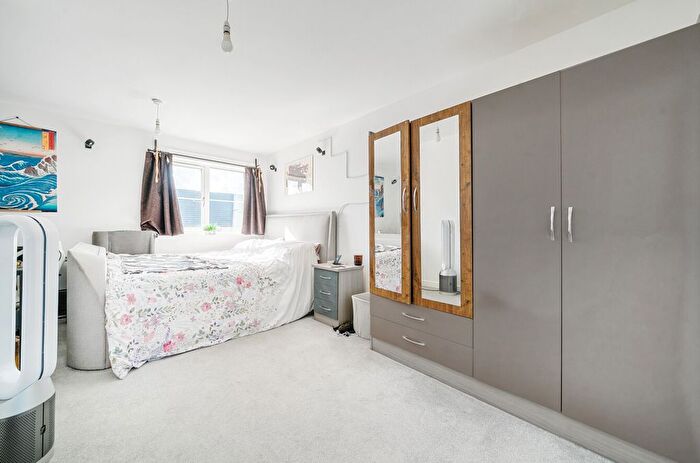 2 Bedroom Property For Sale In Angora Road, Andover, SP11