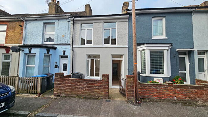 2 Bedroom Terraced House For Sale In Oswald Road, Dover, CT17