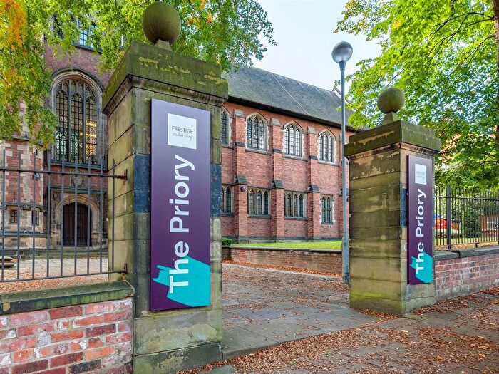 1 Bedroom Flat To Rent In Springfield Mount, Leeds, LS2