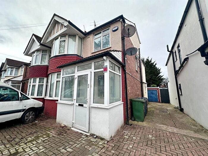 1 Bedroom Flat To Rent In Harley Crescent, Harrow, HA1