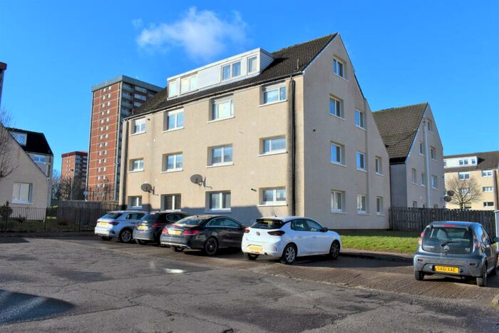 3 Bedroom Duplex To Rent In Crown Avenue, Clydebank, Glasgow, G81