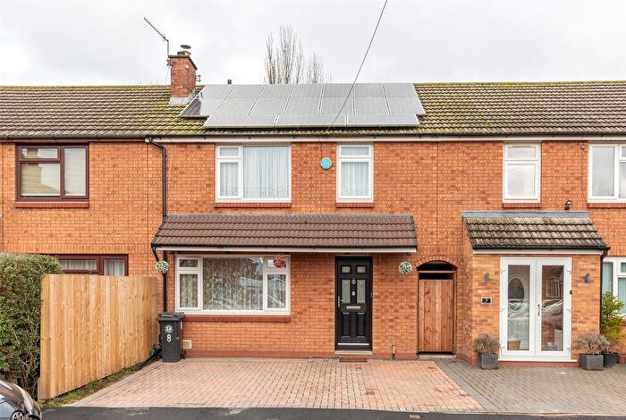 3 Bedroom Terraced House For Sale In Trevisa Grove, Bristol, BS10